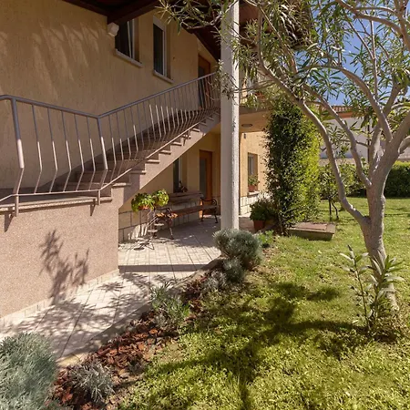 Mojca - Quiet With Seaview * Копер